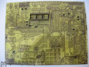 universalnaya-otladochnaya-plata-dlya-avr-11