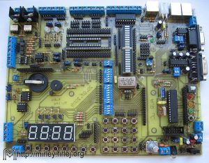 universalnaya-otladochnaya-plata-dlya-avr-13